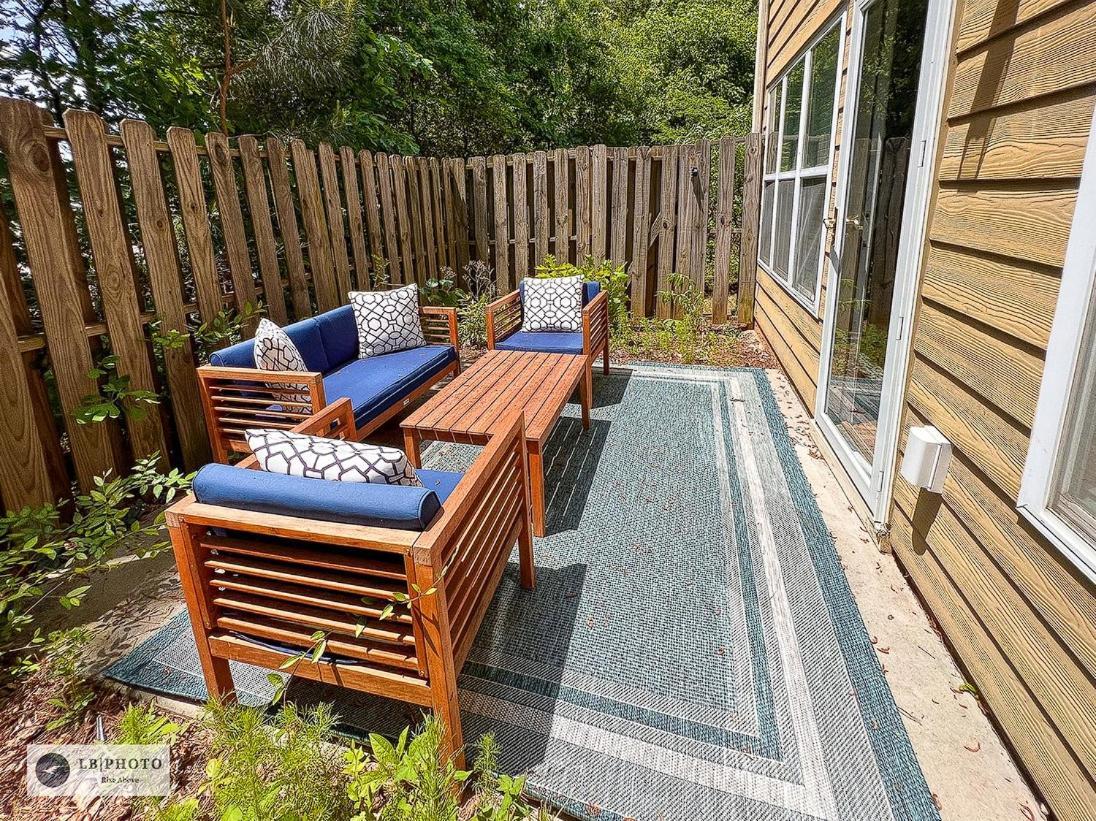 4 - Bed Home With Cali King Bed, 12 Mins To Dtwn アトランタ エクステリア 写真