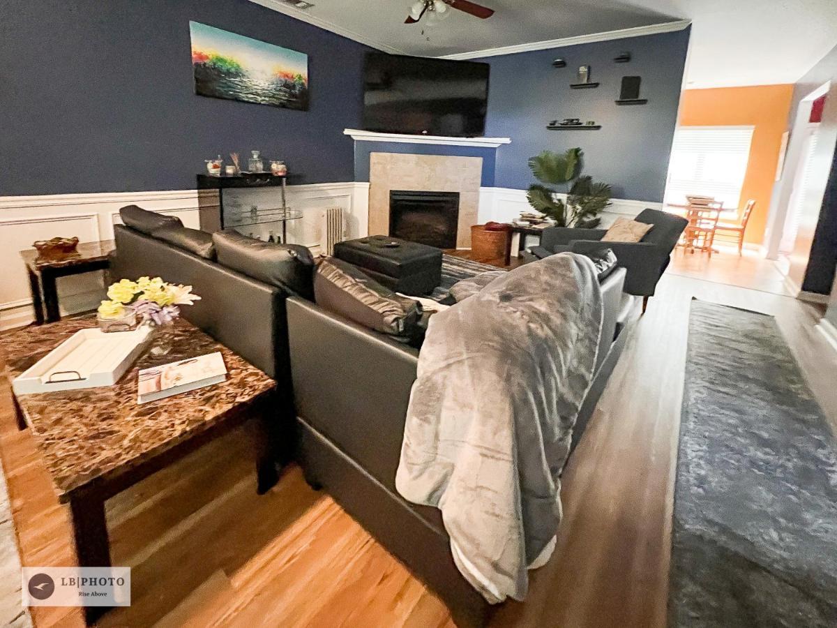 4 - Bed Home With Cali King Bed, 12 Mins To Dtwn アトランタ エクステリア 写真