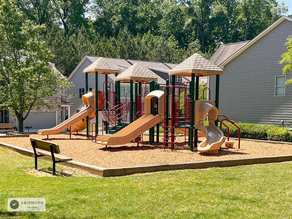 4 - Bed Home With Cali King Bed, 12 Mins To Dtwn アトランタ エクステリア 写真