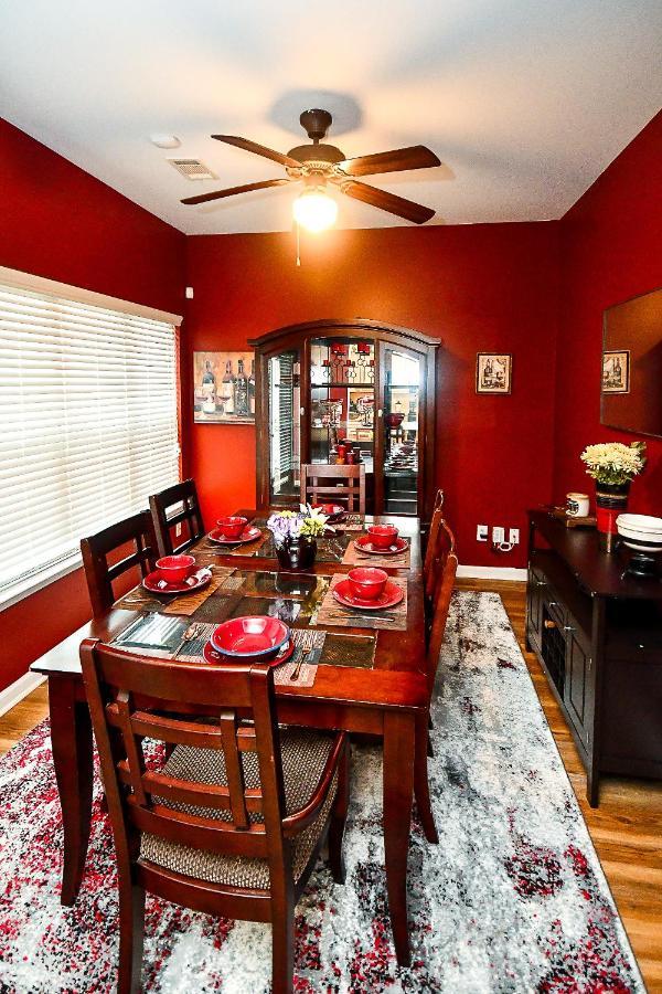 4 - Bed Home With Cali King Bed, 12 Mins To Dtwn アトランタ エクステリア 写真