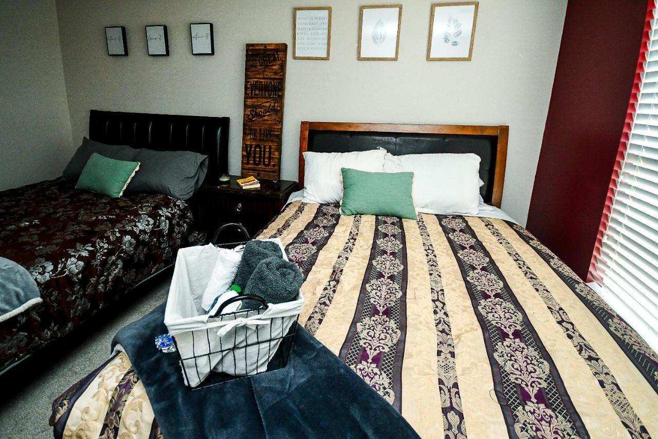 4 - Bed Home With Cali King Bed, 12 Mins To Dtwn アトランタ エクステリア 写真