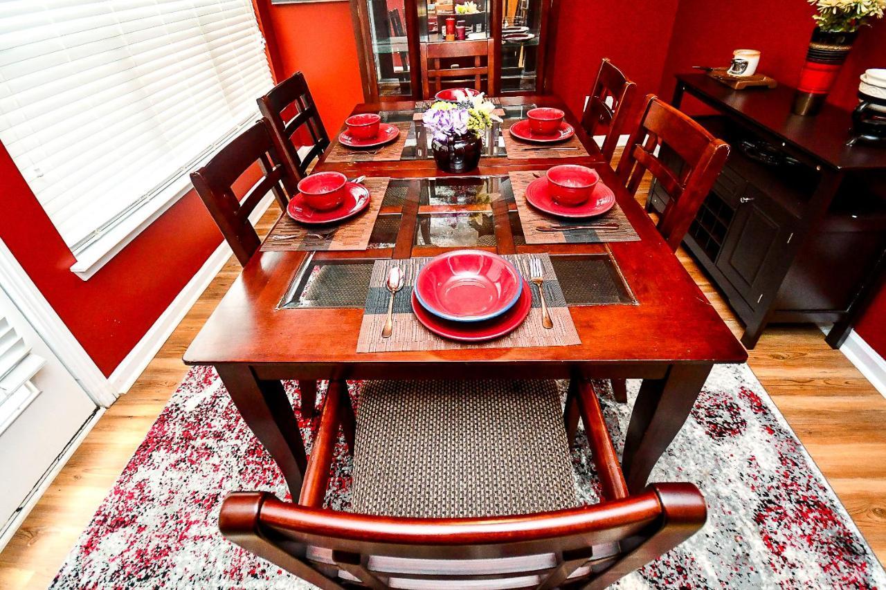 4 - Bed Home With Cali King Bed, 12 Mins To Dtwn アトランタ エクステリア 写真