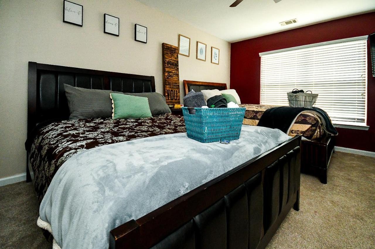 4 - Bed Home With Cali King Bed, 12 Mins To Dtwn アトランタ エクステリア 写真