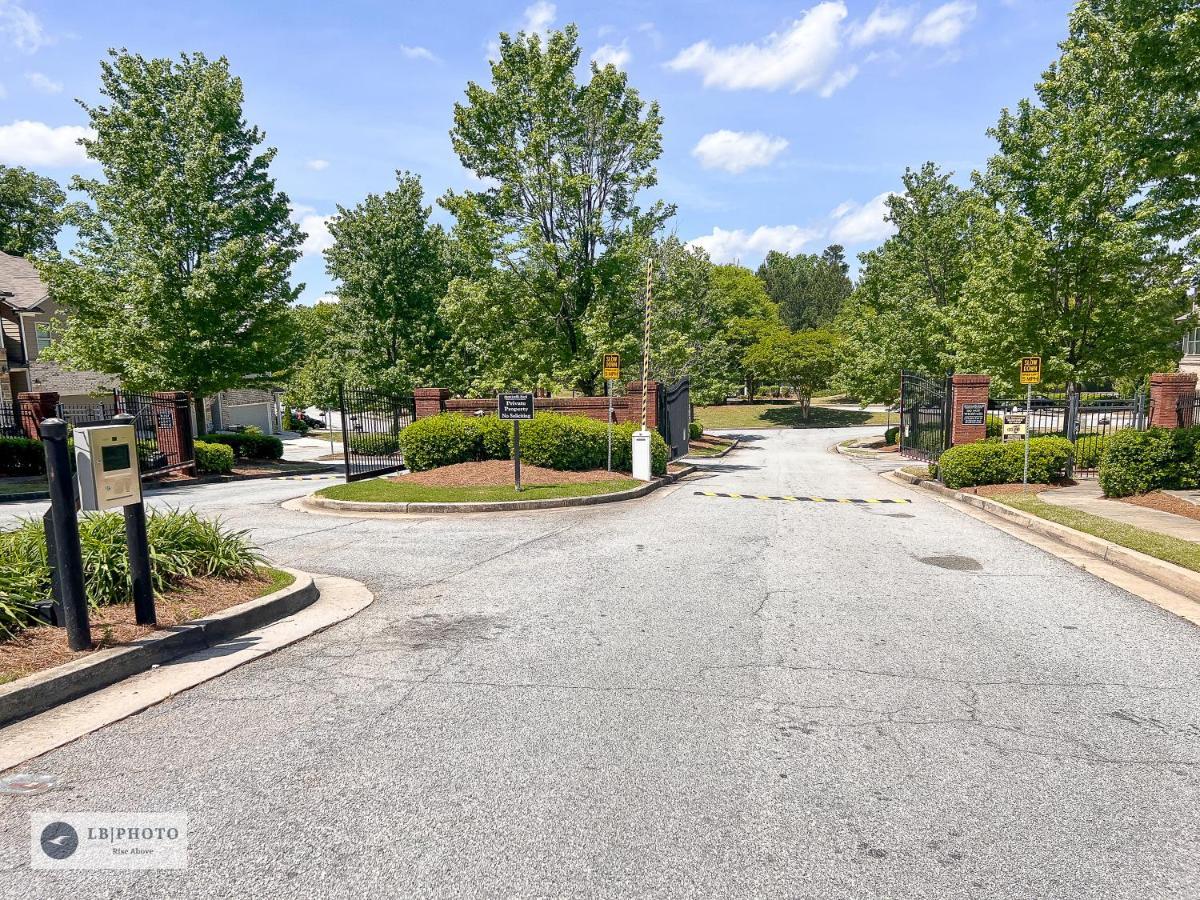 4 - Bed Home With Cali King Bed, 12 Mins To Dtwn アトランタ エクステリア 写真