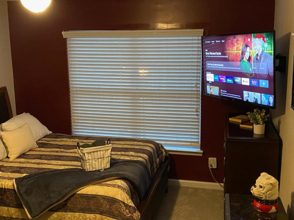 4 - Bed Home With Cali King Bed, 12 Mins To Dtwn アトランタ エクステリア 写真